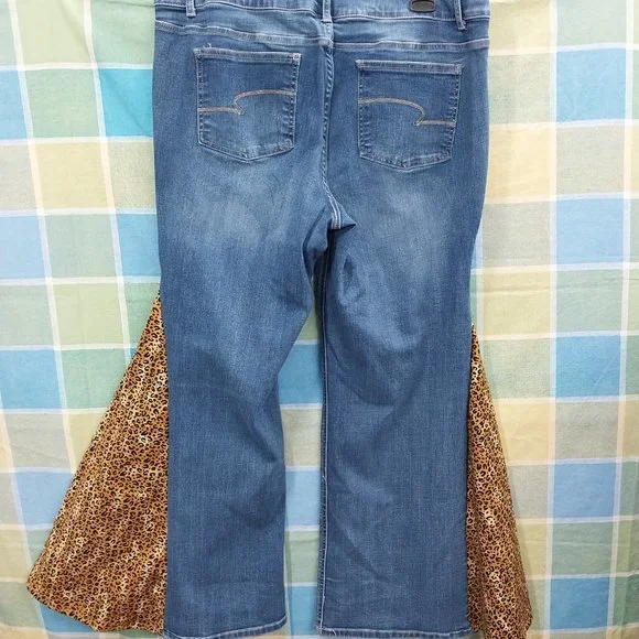 2533 Jeaniemade Size 14r Gap Stretch Upcycled Bell-Bottoms - Picture 4 of 4